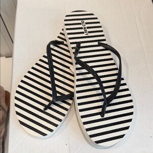 Old Navy Black and White Striped Sandals